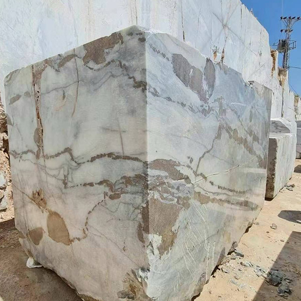 The Regions of Marble Extraction and the Art of Nature: A Journey of Discovery